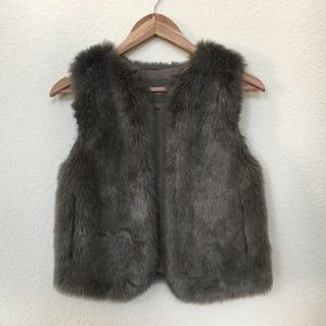 Madewell Wearmaster gray faux fur vest sz XS